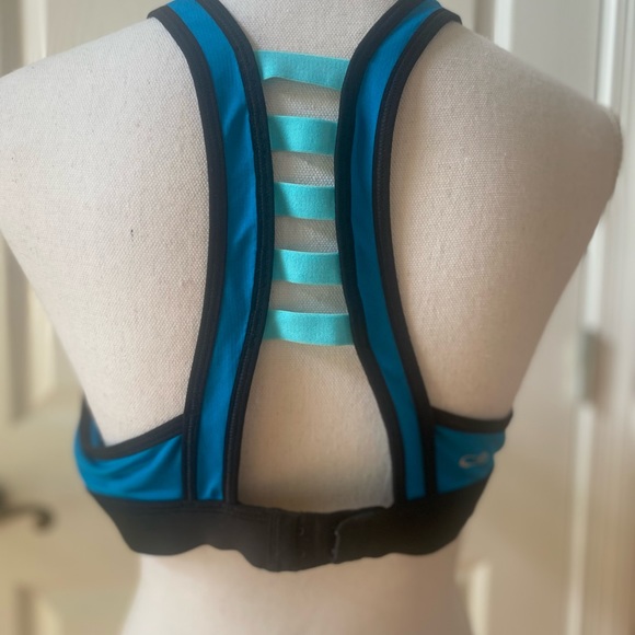 Champion Power Shape Sport Bra - Picture 5 of 5